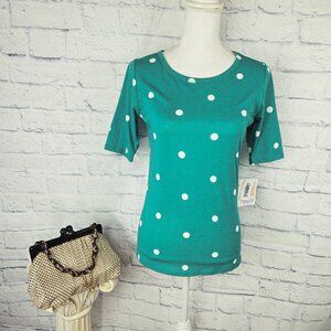NWT LuLaRoe Size Small Green Polka Dot Gigi Half Sleeve Fitted Top Tee Shirt
